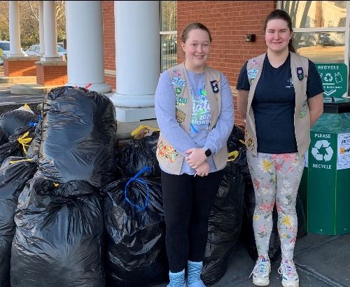 Girl scout bag donation1-1-27-22-cropped2