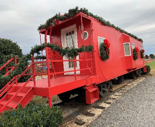 caboose at Christmas 2019